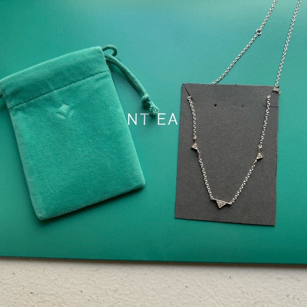 Brilliant Earth Prisma 14 In. Diamond Necklace